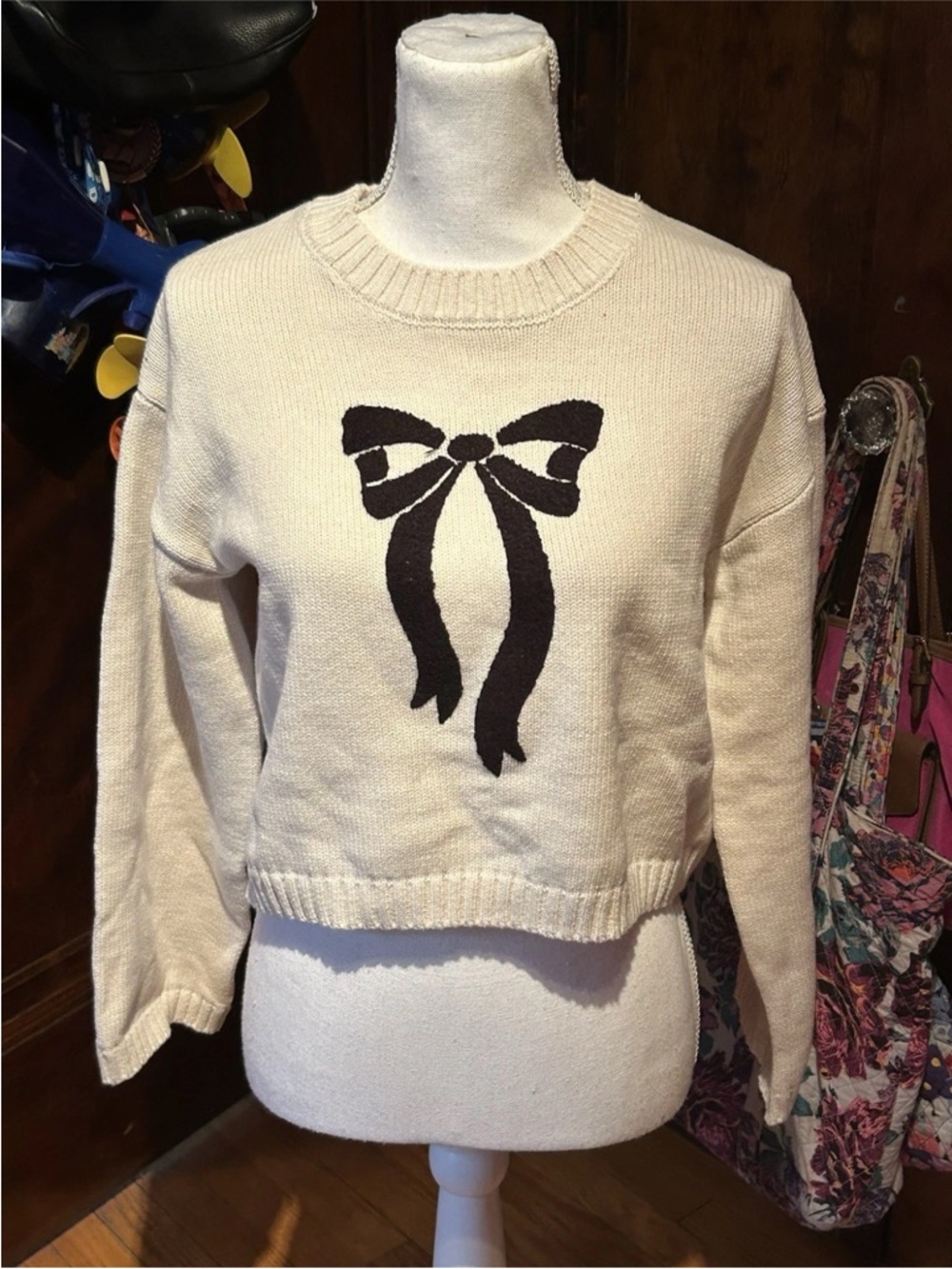 Sincerely Jules Cropped Sweater Ivory with Black Bow Size S NEVER WORN Brand New